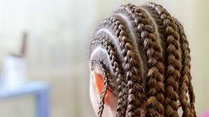 Préparer les cheveux avant la pose de tresses